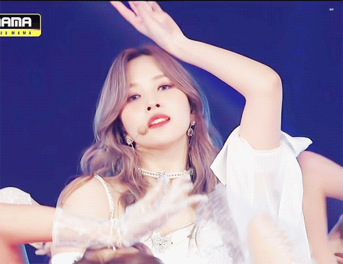 1607320560-1.gif