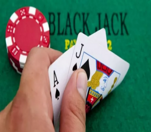 Blackjack-la-gi-Blackjack-la-game-bai-doi-thuong-cuc-ky-pho-bien-trong-cac-song-bac-Casino.png