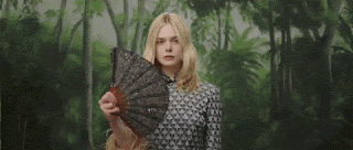 Dakota-Fanning-20-1.gif