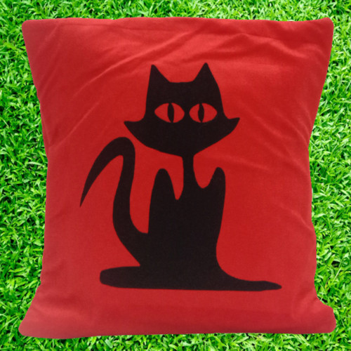 Red_Black_Cat_4.jpg