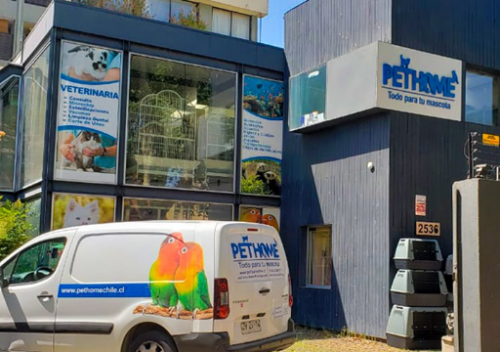PETHOME is one of the best online Tienda de perros Chile for pet products at an affordable rate. You can find pets that are up for adoption or rescue in your area.