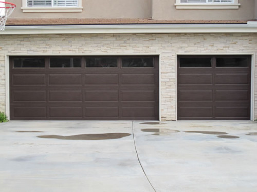 Traditional-Steel-Garage-Doors-16.jpg