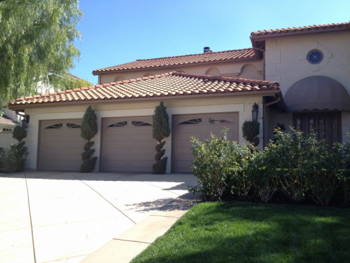 Traditional Steel Garage Doors (8)