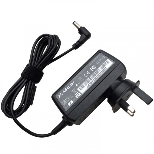 20V 2A Bose SoundLink I II III Mobile Speakers UK Adapter Charger
 https://www.adapterworld.co.uk/bose-c-1_16/20v-2a-bose-soundlink-i-ii-iii-mobile-speakers-uk-adapter-charger-p-144192.html 
Product Information
Input: AC 100-240V, 50/60Hz
Voltage-Electric current-Output: 17V-20V 1A-2A
Size of the plug: 5.5mm * 2.5mm NO pin
Color: Black
Plug: UK Plug
Condition: New,
Warranty: 1 Year Warranty and 30 Days Money Back
Package Include:
1 x Bose Charger