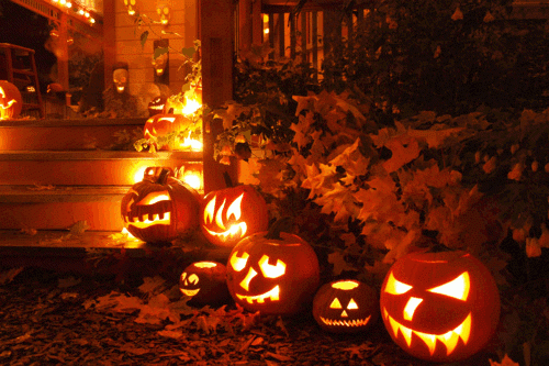 jack-o-lantern-porch-decoration-halloween-october-animated-gif-image.gif