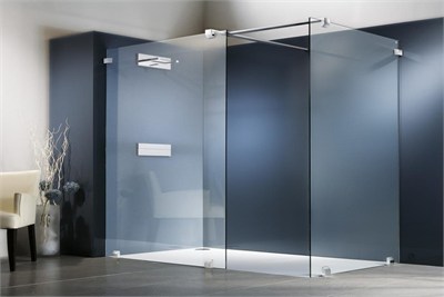 shower-glass-partition-1528183334-3944288.jpg
